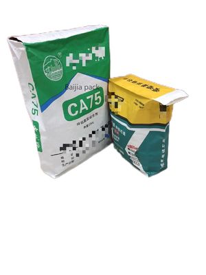 Wyrzuca wodę do opakowań przemysłu