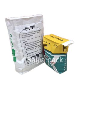 Wyrzuca wodę do opakowań przemysłu