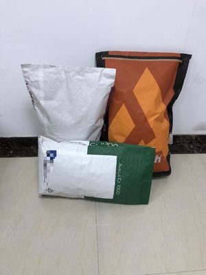 Akceptuj specjalnie zaprojektowane torby papierowe o masie 25 kg